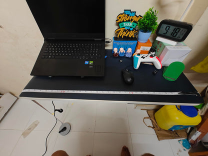Space-Saving Wall-Mounted Floating Desk with foldable brackets